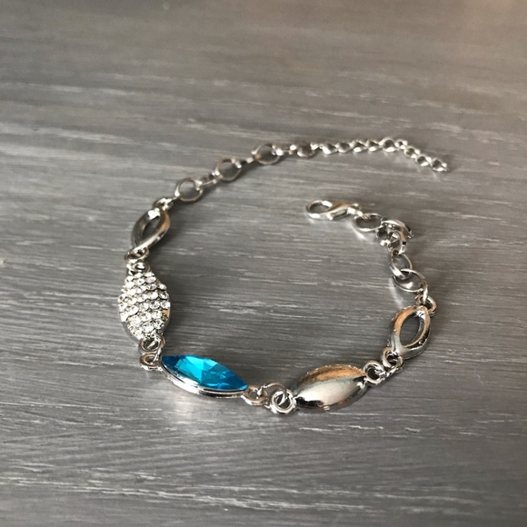 Farah Jewelry Jewelry - Austrian Crystal Bracelet